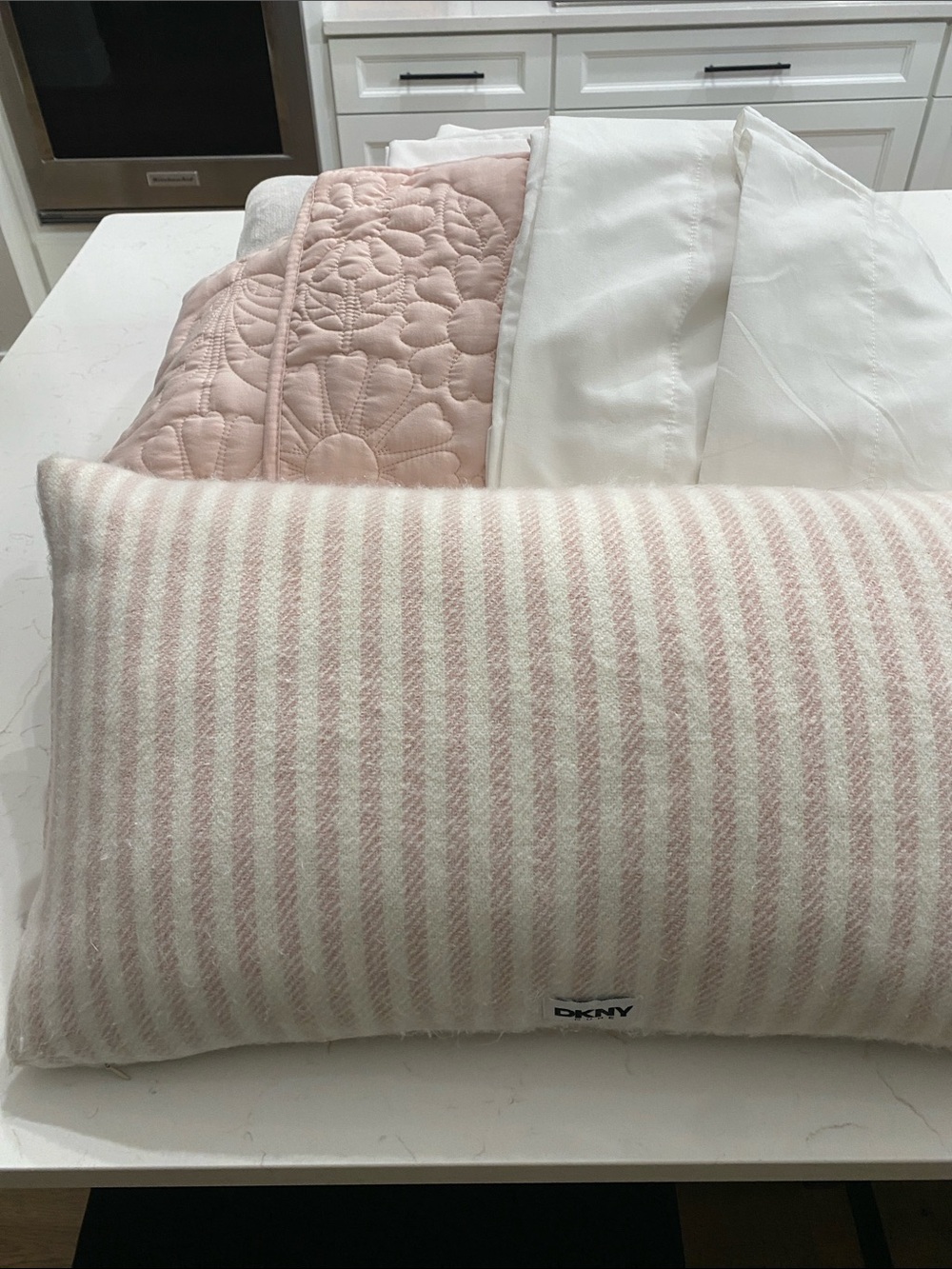 Full size Shabby chic pink comforter bedding set.
